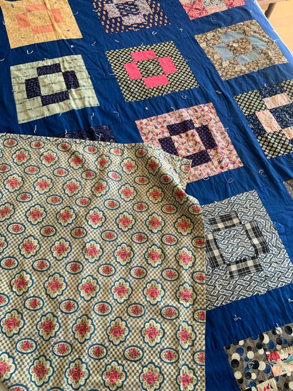 Vintage Handmade Patchwork Quilt Bedspread in Blue